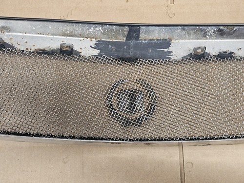 1998-2004 Cadillac Seville E&G Grille Wire Mesh Chrome w/ Emblem - Picture 11 of 14