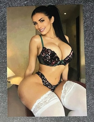 Photo Hot Sexy Beautiful Woman Panty Hose Nylon Stockings Long Legs 4x6 Picture