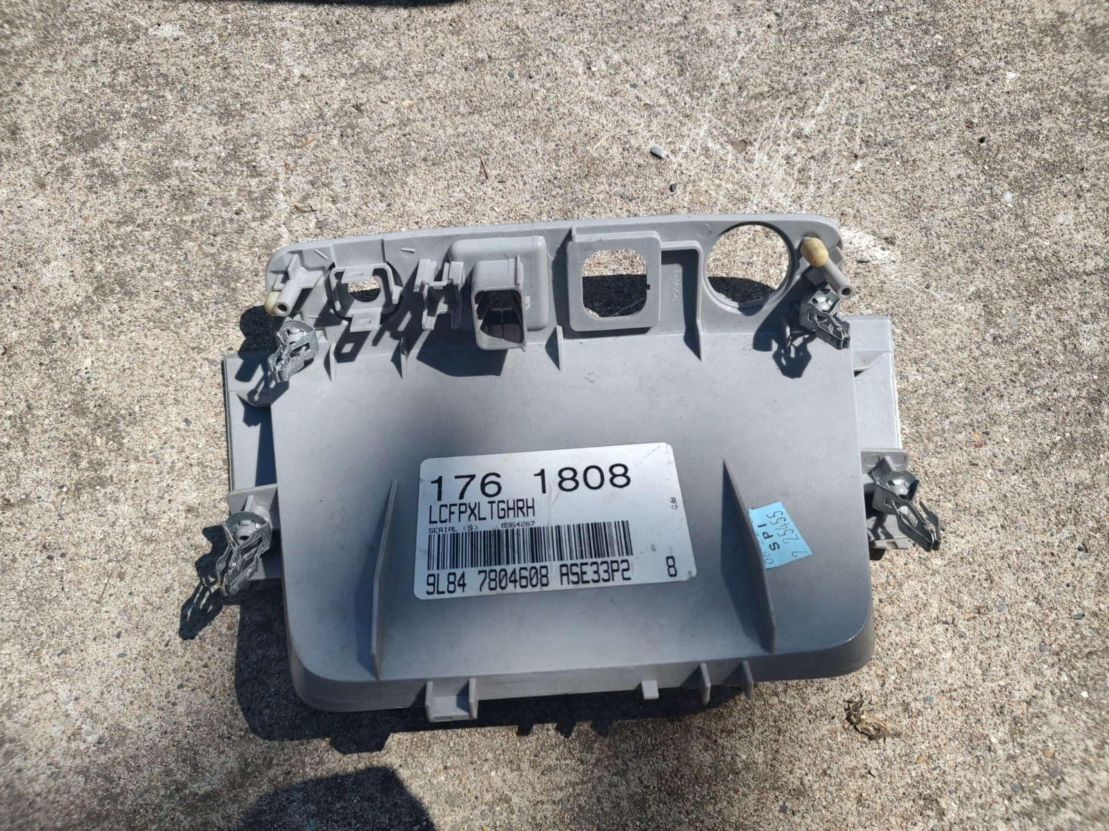 Picture 4 of 6