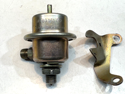 #ad OEM Mercedes 81 85 R107 380SL C126 380SEC 8cyl BOSCH fuel pressure 1 Regulator $289.99