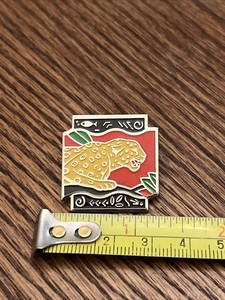 Vintage Enamel Jaguar African Colors Lapel Pin FREE SHIPPING