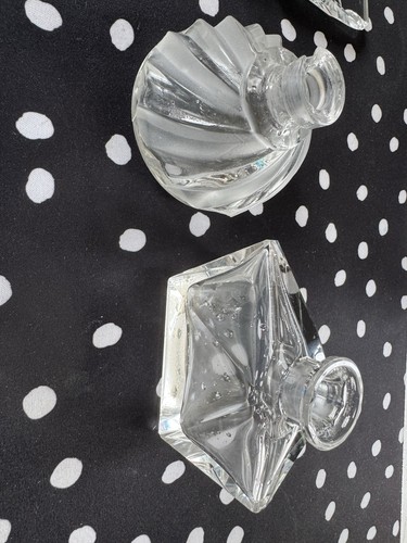 Set Of 2 Vintage Glass Perfume Bottle with Stopper - Picture 5 of 10