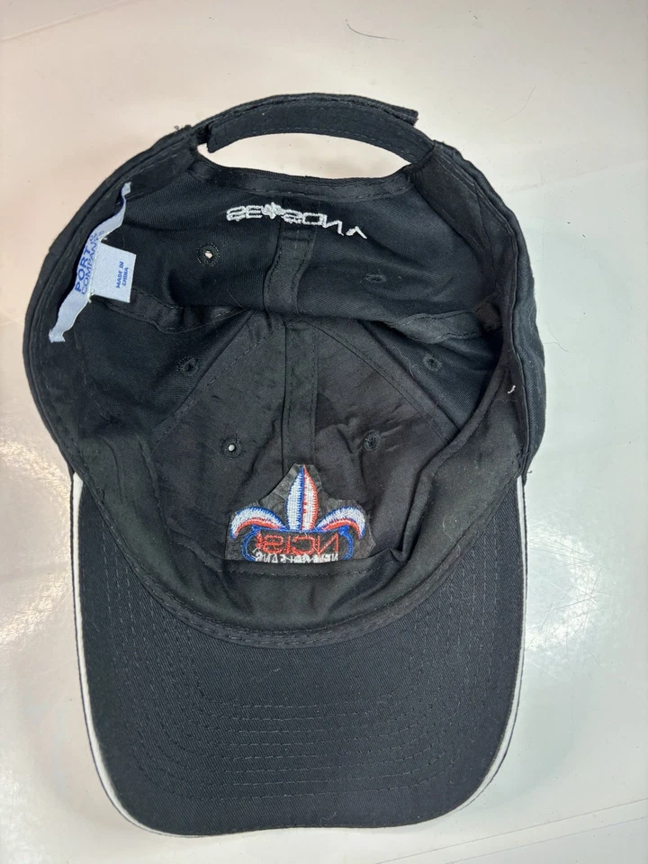 NCIS Nueva Orleans Temporada 5 V Cast Crew Gorra de Béisbol Negra Flor de Lis Foto 4 de 4