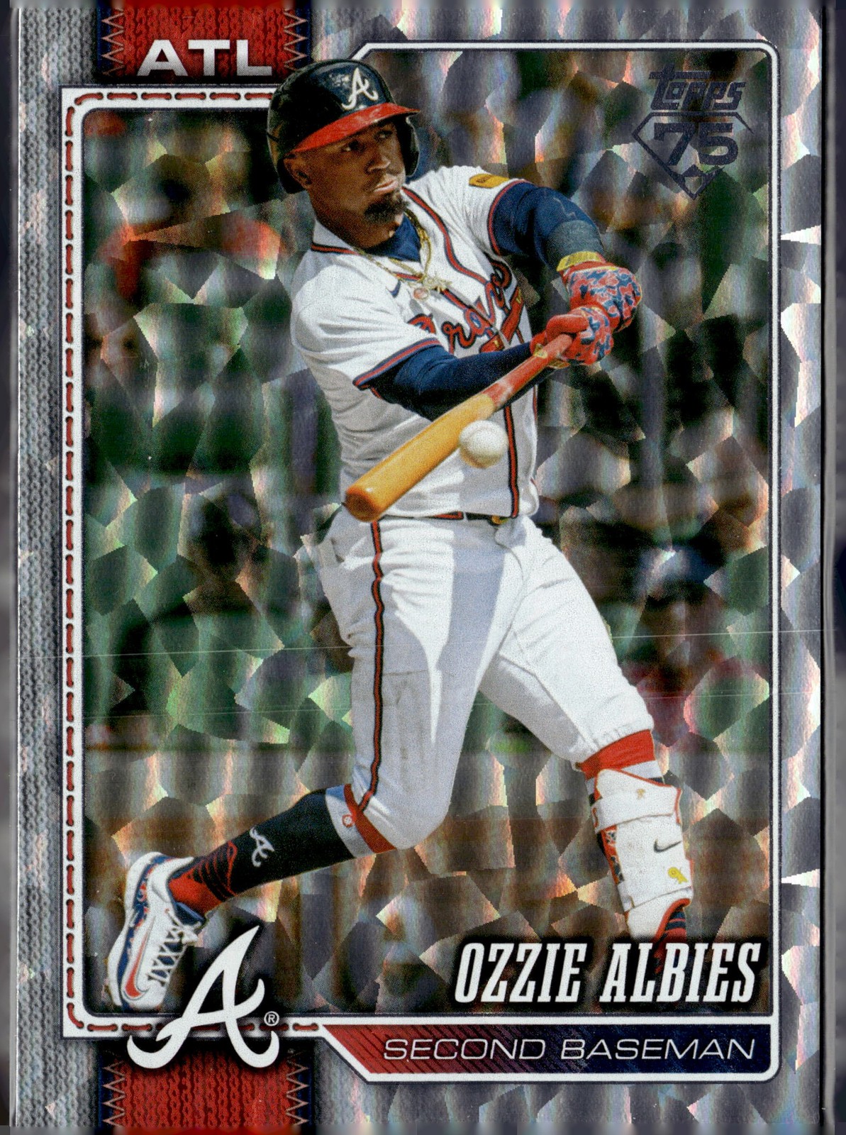 2026 Topps #568 Ozzie Albies Silver Crackle Foil