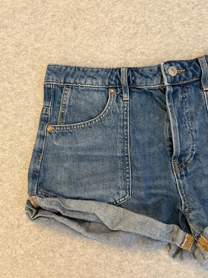 Pantalones cortos de mezclilla Free People We The Free Beginners Luck talla 29 azul tiro bajo puño Foto 3 de 4