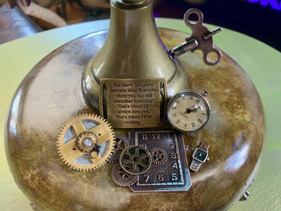 ARTIST CREATED SWEETHEARTS ORRERY SOLAR SYSTEM MODEL PLANETARIUM ASTRONOMY STEM - Image 3 of 4