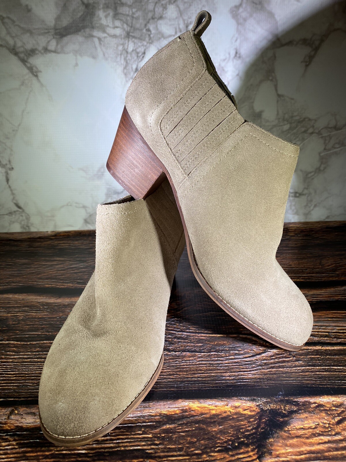 dolce vita tan suede booties