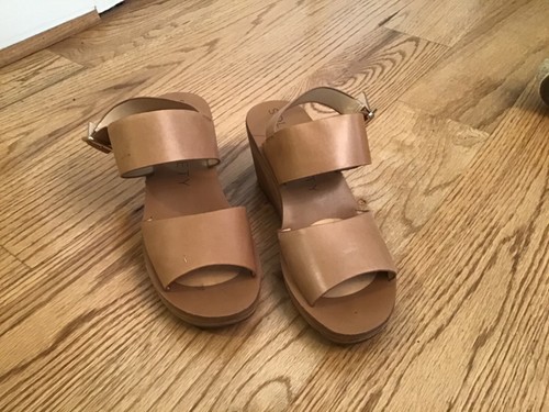 tan wedges size 9