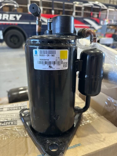 RG-351-CR-982 Tecumseh - 110V Rotary Compressor - RGA5454YXA