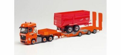 HO 1:87 Herpa # 312196 Mercedes Actros w/ Low-Loader Trailer & Farm Wagon Load