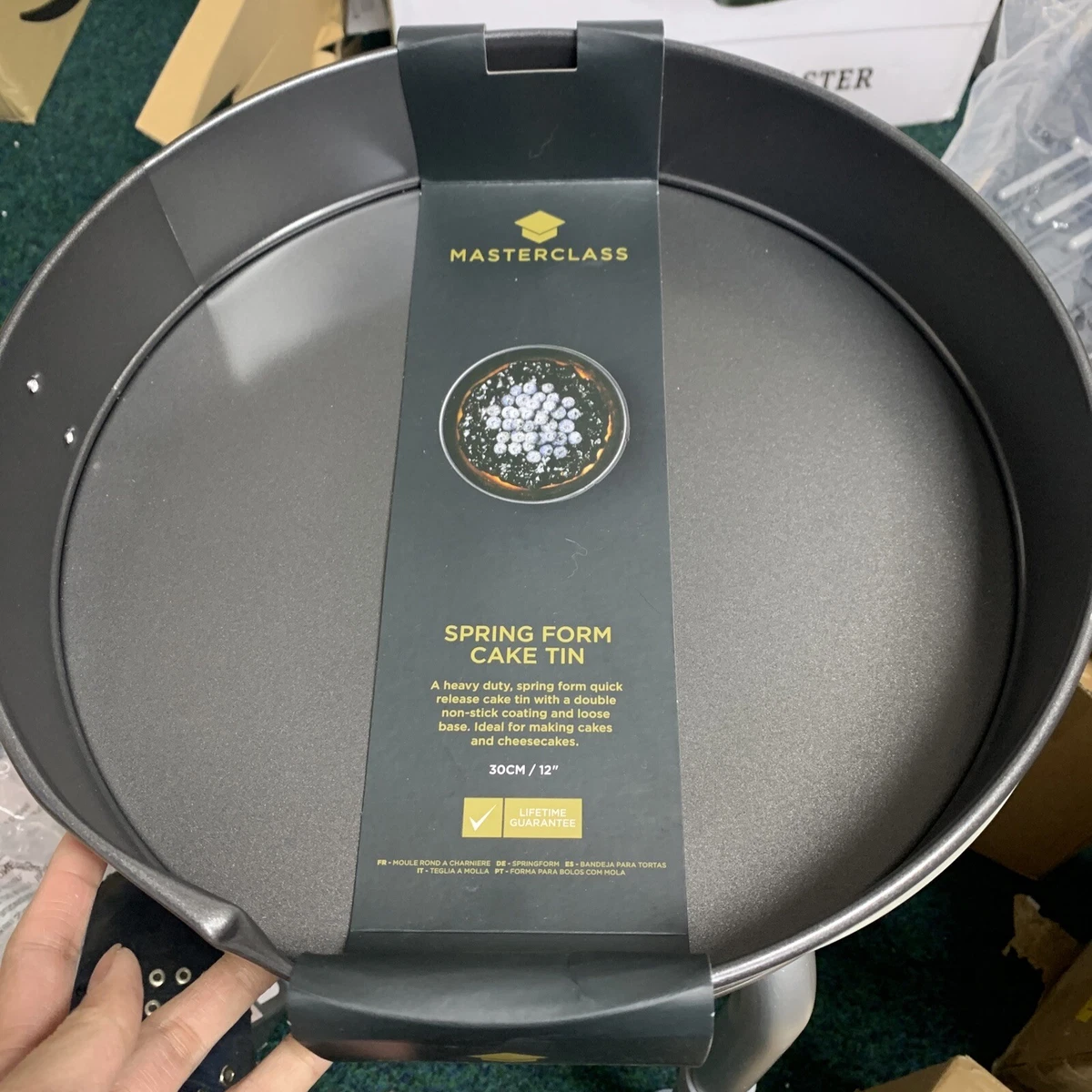 30cm round top cake tin
