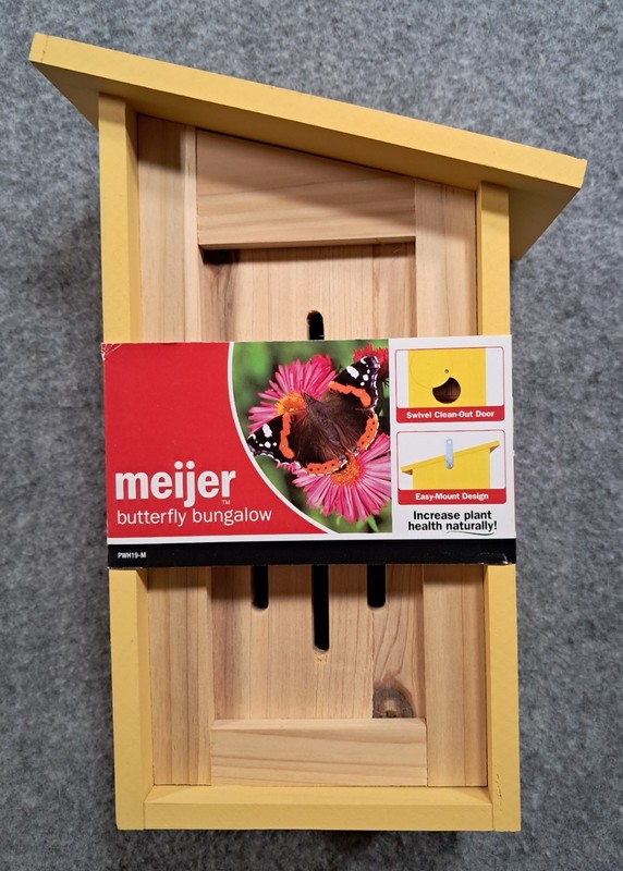 Butterfly House Bungalow Wooden easy mount easy clean NEW Meijer