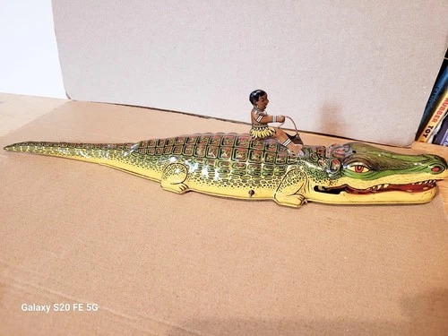 Cool Vintage 1930's J. Chein tin litho wind up Alligator with Rider