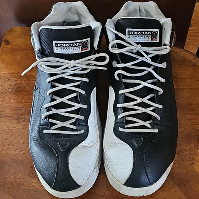 Air Jordan 12 Retro Brooklyn Black White Mens Size 15 FV3928-006 Basketball