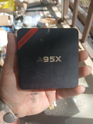 NEXBOX A95X -A7N4K TV BOX  S905 1G RAM+8G ROM 2.4G/5G Wired Or WIFI Stream-Z