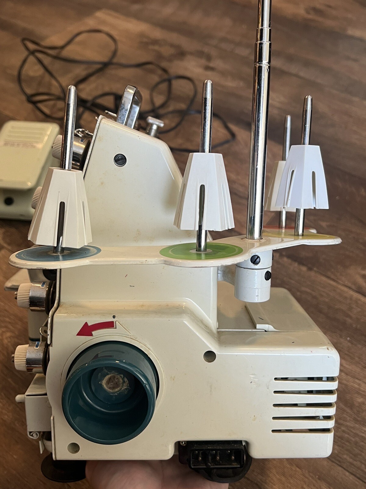 JUKI Baby Lock Sewing Machine BL4605 Vintage Serger Made in Japan WORKS สำนักงานสิทธิประโยชน์