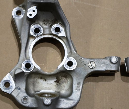 19-21 Silverado Front Steering Knuckles ML343K185AA New Take Off NTO OEM Factory - Picture 11 of 16