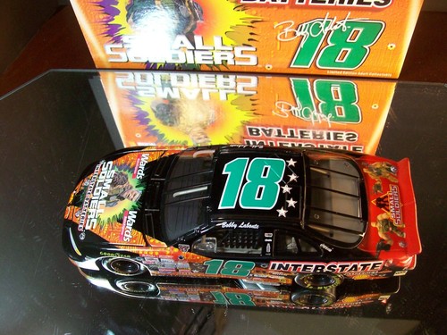 Bobby Labonte #18 Interstate Batteries Small Soldiers 1998 Pontiac Grand Prix - Picture 7 of 12