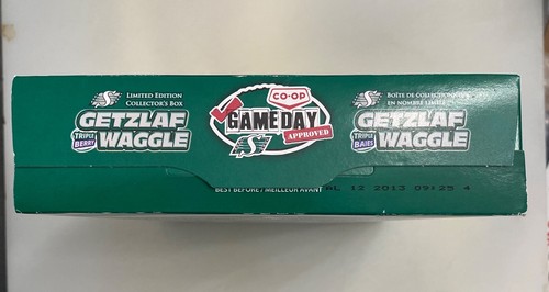 GETZLAF WAGGLE TRIPLE BERRY CEREAL BOX SASKATCHEWAN ROUGHRIDERS 2013 RARE Sealed - Picture 5 of 7