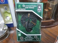 Be puzzled LABYRINTH Hanayama Cast Metal Brain Teaser Puzzle (Level 6) Puzzle