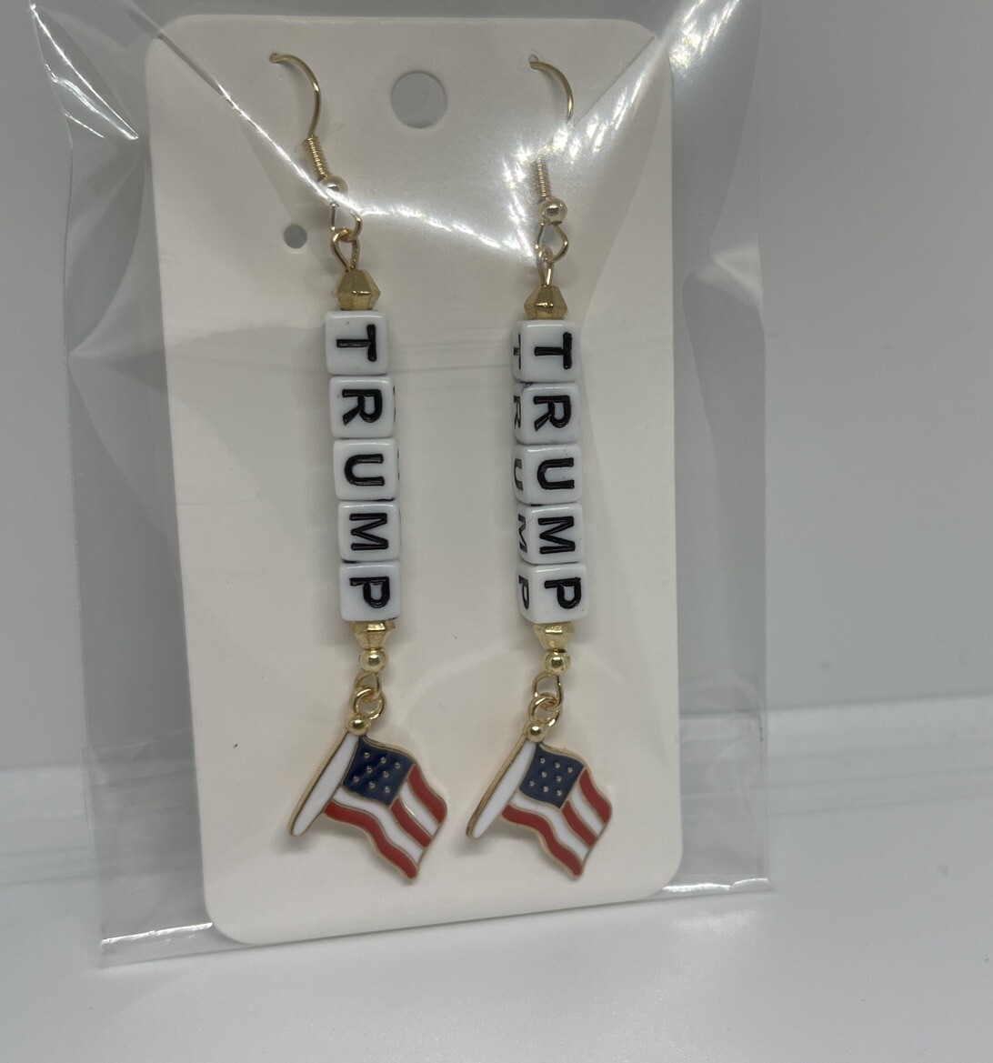 2024 Trump Earrings Show Patriotism with Stylish USA Design