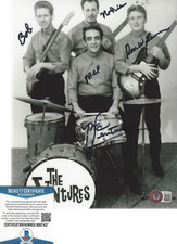 DON WILSON - THE VENTURES LEAD GUITARIST - SIGNED 8x10 PHOTO BECKETT COA BAS 