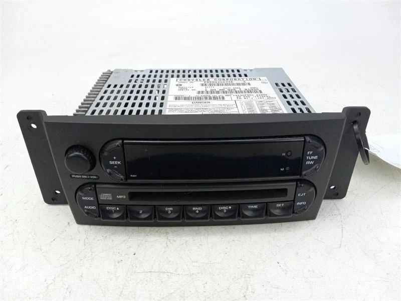 2004-2008 克莱斯勒太平洋音频收音机接收器 — 第 2/4 张图片