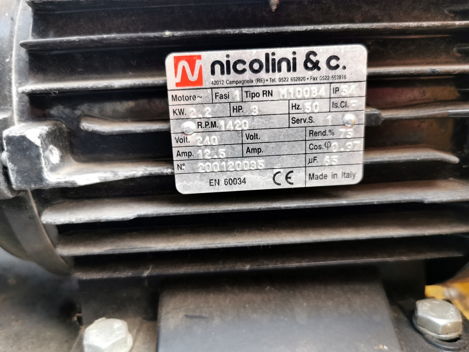 Wheelie Bin Cleaning machine, trailer or pickup mounted. Bin washing