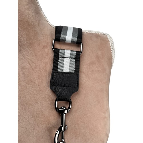 Bolso Bandolera Think Royln Pickleball Funda Paleta Plateado Acolchado $128 - Imagen 4 de 12