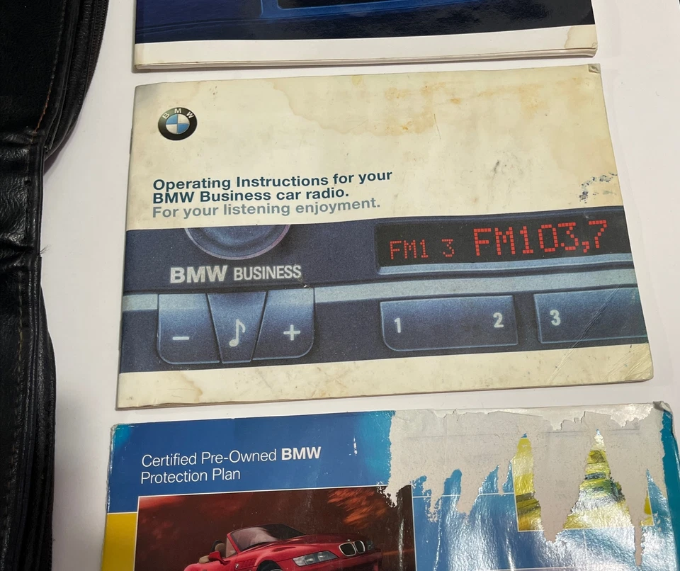 2000 BMW 3 Series 323i 328i Owners Owner's Manual Set OEM - Image 2 of 4