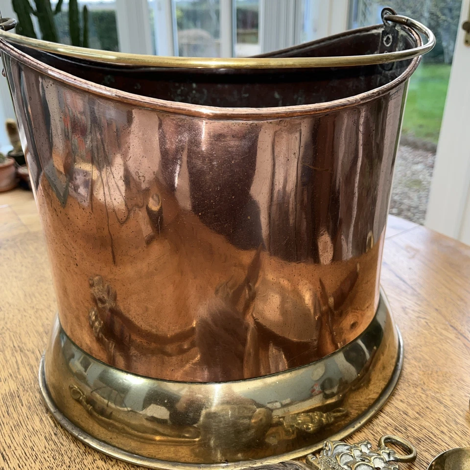 Antique Copper & Brass Coal / Log Scuttle. With Extras All In Excellent Cond - Image 2 of 4
