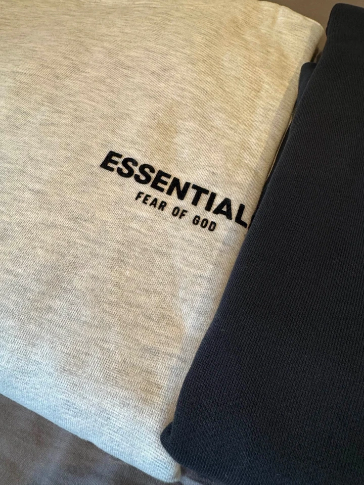 Auténtica sudadera con capucha Essential Fear Of God S22 elástica limitada negra todas las tallas Foto 4 de 4