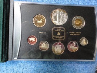 2002 Canada 8 Coin Jubilee Proof Set with 6 Silver Coins (1.694 troy oz Silver)!