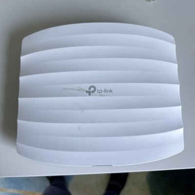TP-Link Omada EAP245 Indoor WiFi Access Point AC1750 Dual Band MU-MIMO PoE White