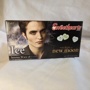The Twilight Saga New Moon Sweethearts Edward Ice Candy NEW SEALED
