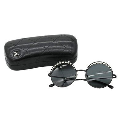Chanel 4234 CC Sunglasses Chanel Goldtone Metal Round Faux Pearl Sunglasses-4234  main image 2