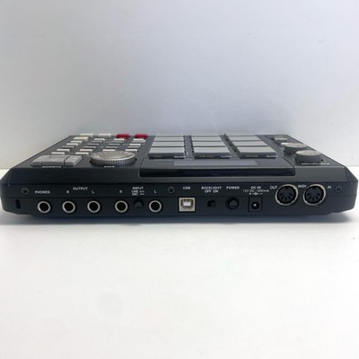 Akai MPC500 Sampler Drum Machine Portable Q-Link Compact Music
