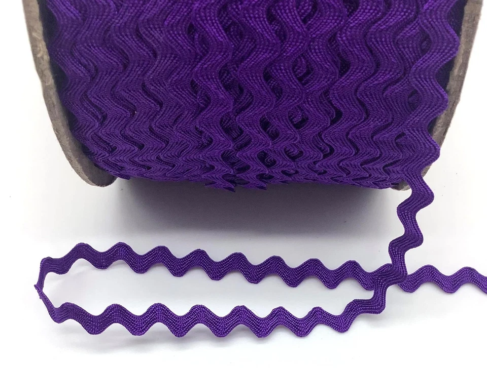Trimplace 5/16" RIC Rac - 24 Yards - Image 1 of 1