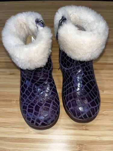 Ugg boots Jorie Croc purple girls size 