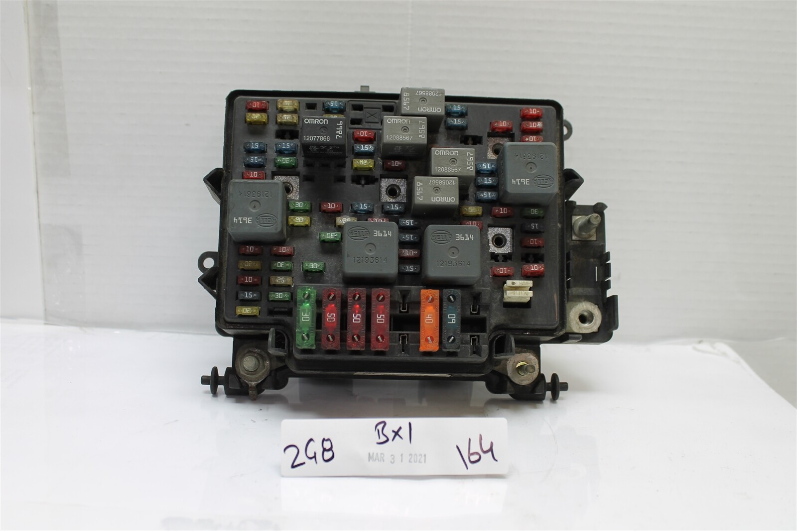 19992002 Chevrolet Suburban Fuse Box Relay Grelly UK