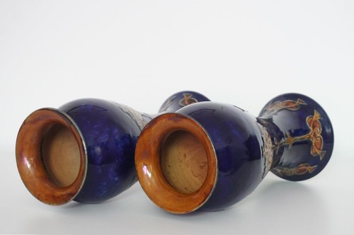 Royal Doulton Lambeth Pair Large Vases - Stylised Art Nouveau Design - c.1905 - Picture 9 of 12
