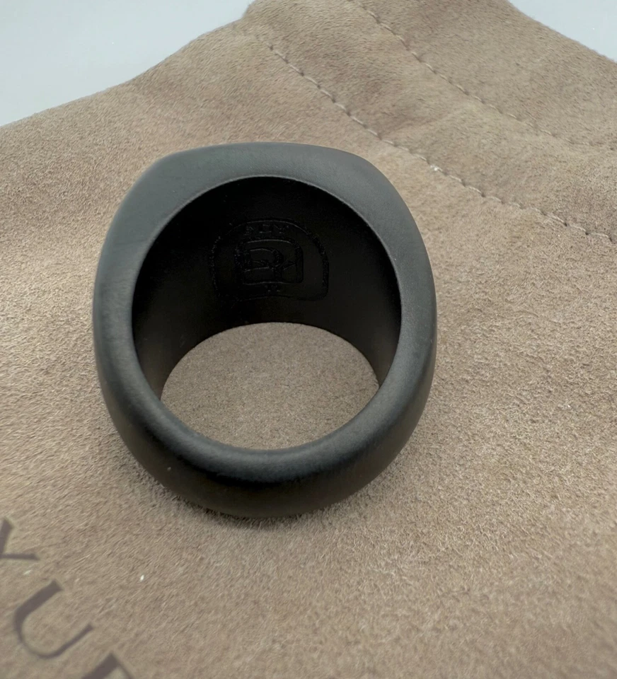 Anillo de sello de ónix de titanio negro para hombre David Yurman talla 10 Foto 3 de 3