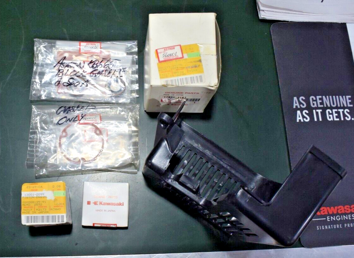 Kawasaki 2-stroke Cylinder / Piston / Engine Rebuild Kit TEO56M Spec -F70 NOS