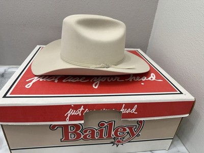 VTG Bailey 7 3/8 All Around 5X Cream Buck With Original Box EXC