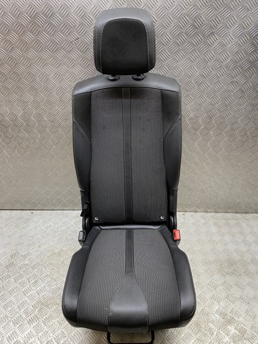 Peugeot 5008 II 2020 MC, MJ, MR, M4 2. Sitzbank hinten Mitte N256