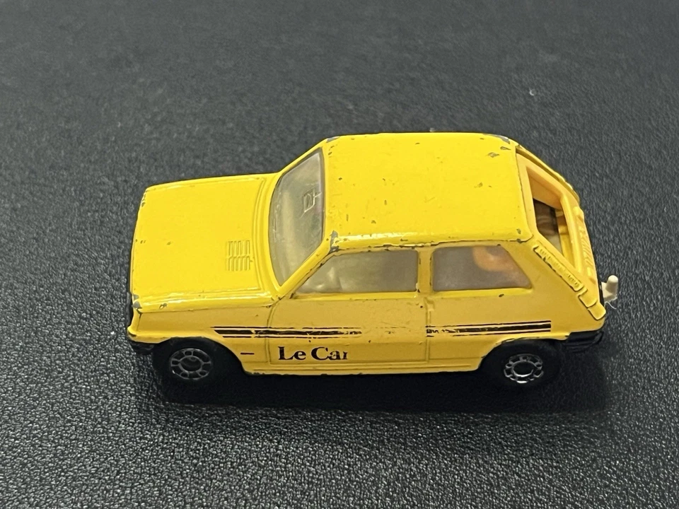 Vintage Matchbox Superfast No. 21 Renault 5TL Le Car  Yellow 1978 Lesney - Image 3 of 4