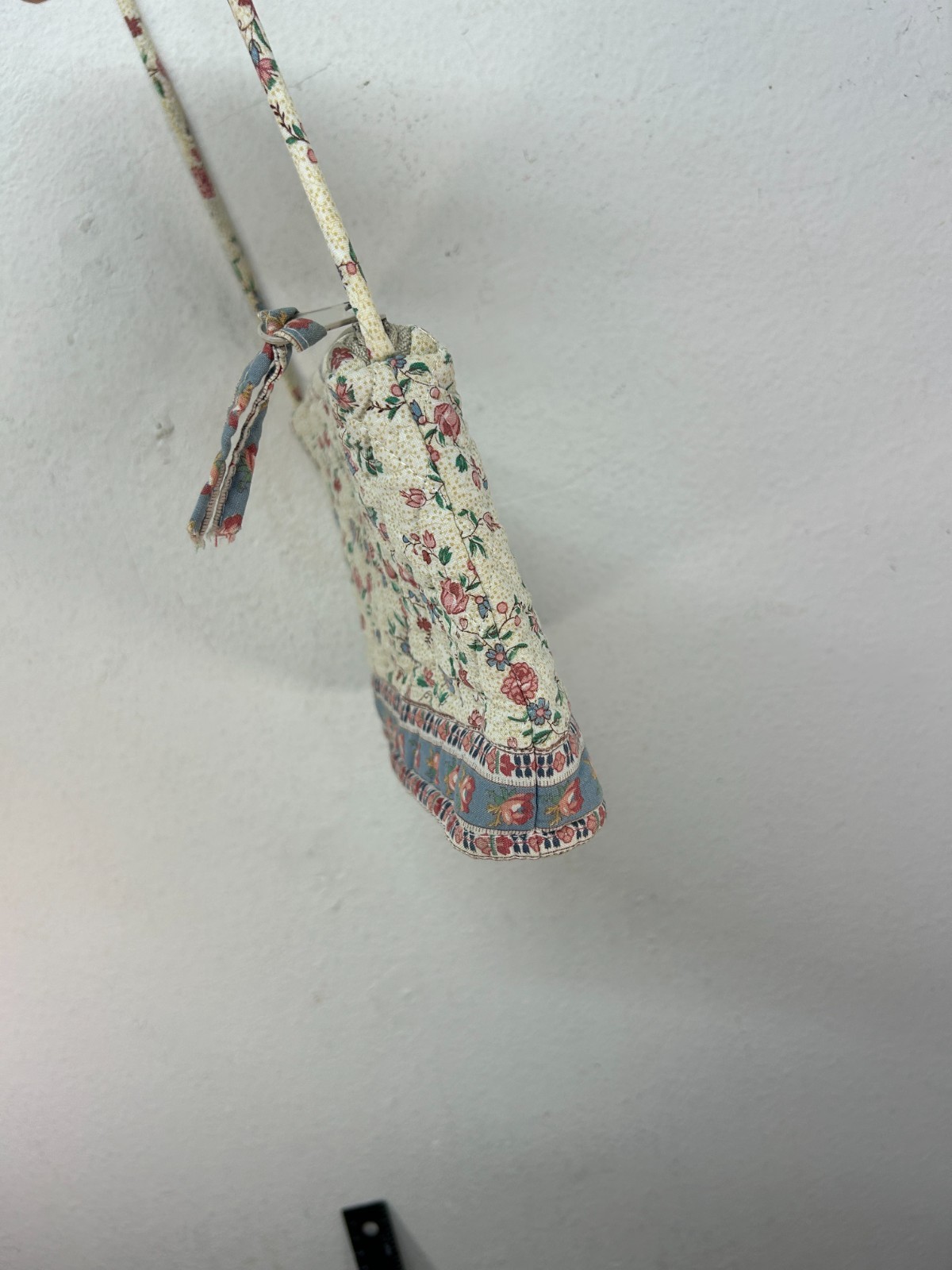 Picture 10 of 16
