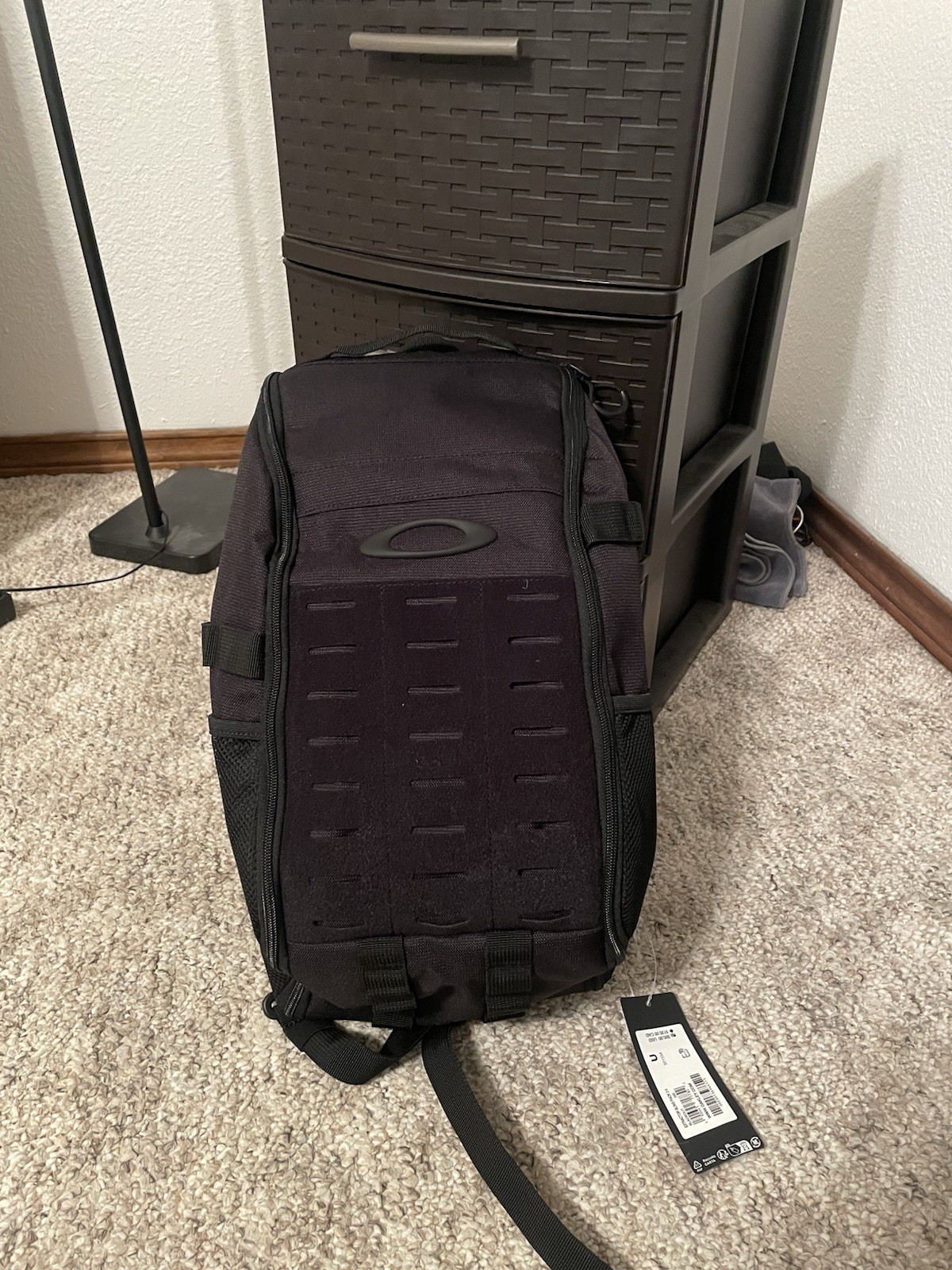Picture 1 of 8