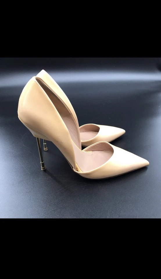 Tacones para mujer Kurt Geiger London Britton charol nude talla 35 Foto 3 de 4