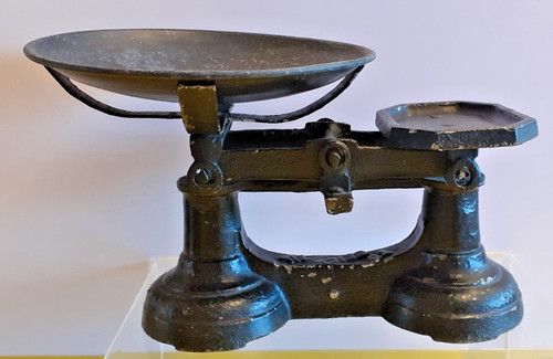 Beautiful Antique Edwardian Cast Iron Balance Scales J&J Siddons 2.7kg